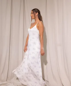 Goddess Gown V2 - Bloom